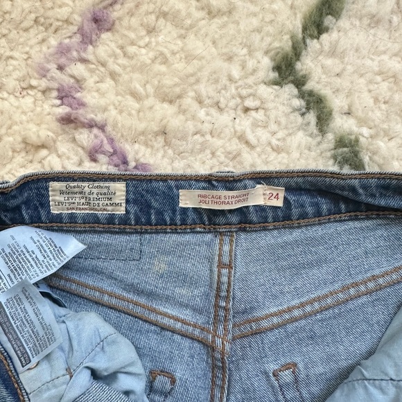 Levi’s Ribcage Straight Jeans - size 24 - Picture 2 of 2